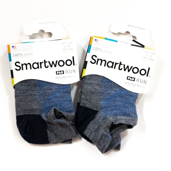Smartwool 2 Pairs Unisex PhD Run Ultra Light Micro Socks - Picture 2 of 7
